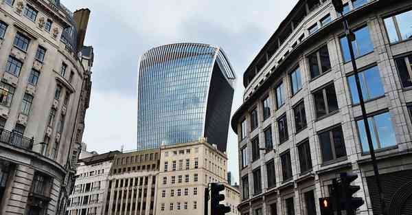 蓝色配什么颜色显得高级装修