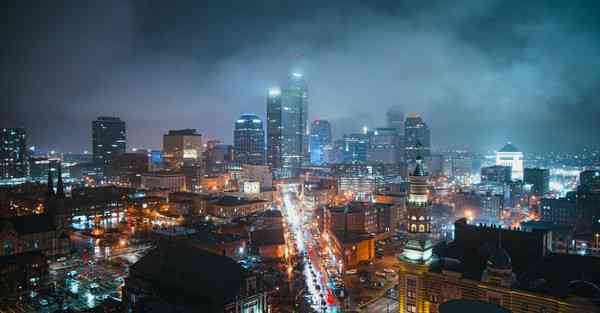 人体摄影 活动_人体摄入热量一天